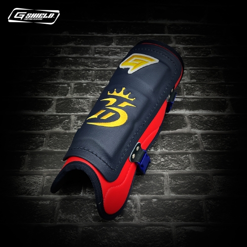 골드 풋가드 어센틱 한동희 모델 네이비/레드